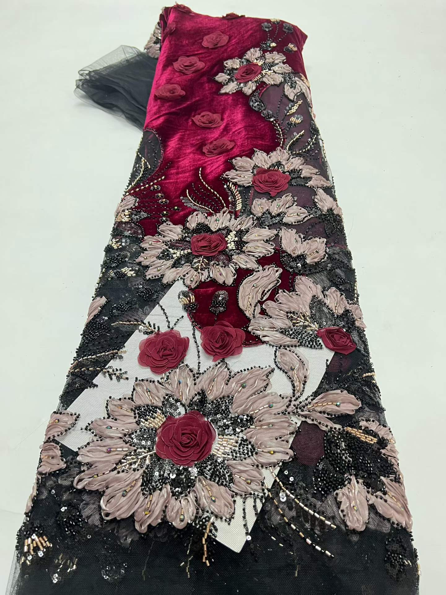 ผ้าลูกไม้กำมะหยี่แอฟริกันสีแดง - Sewing Velvet Fabric บทวิจารณ์และราคา